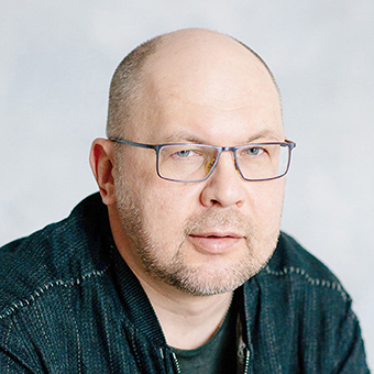 Алексей Иванов